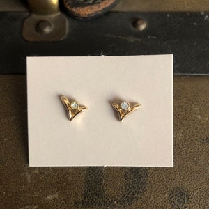 Never Worn New Vintage Dainty Gold and Rhinestone Sweeping Sparkle Earrings With Surgical Steel Posts In The Original Box By Avon ~ 1985