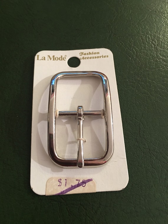 Vintage Excellent Quality Silver Tone Metal La Mode Fashion  display picture 3