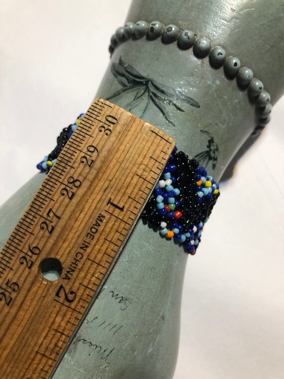 Vintage Hand Beaded Stretch Bracelet ~ Fits A Sma… - image 3