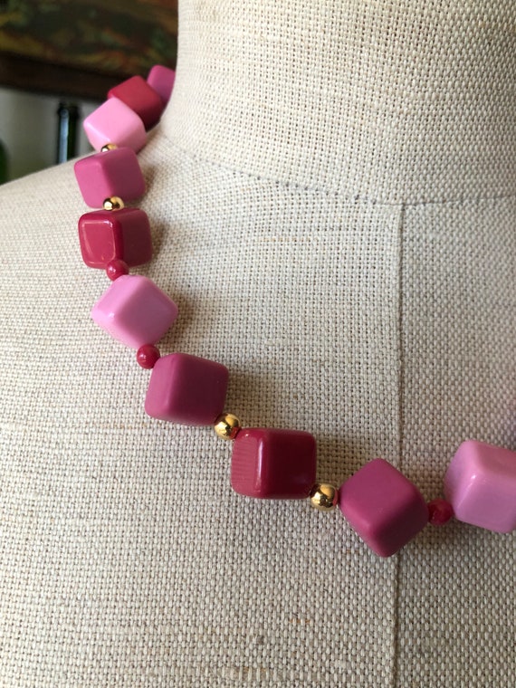 Pink Ombre New In The Box Vintage Avon Cubic Styl… - image 2