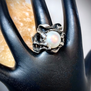 Art Nouveau sterling silver and pearl ring