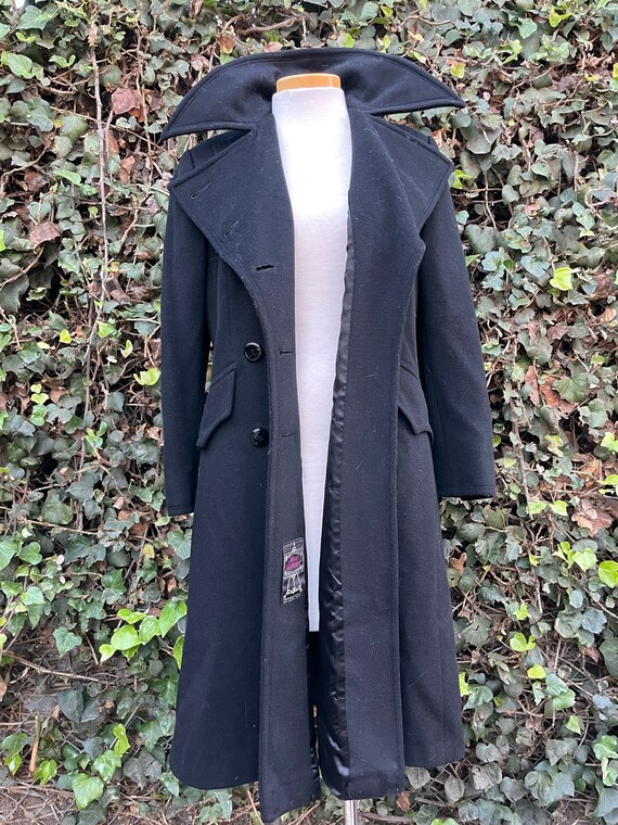 Beautiful Vintage Black Wool Long Peacoat - image 8