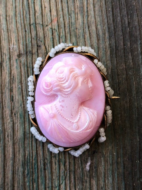 Antique Victorian Pink Art Glass & White Pearl Gla