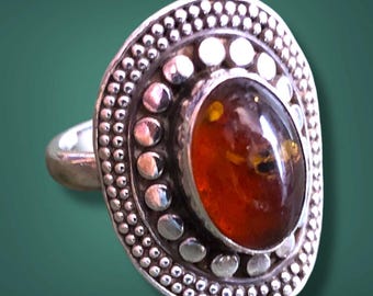 Vintage Sterling Silver & Baltic Amber Ring