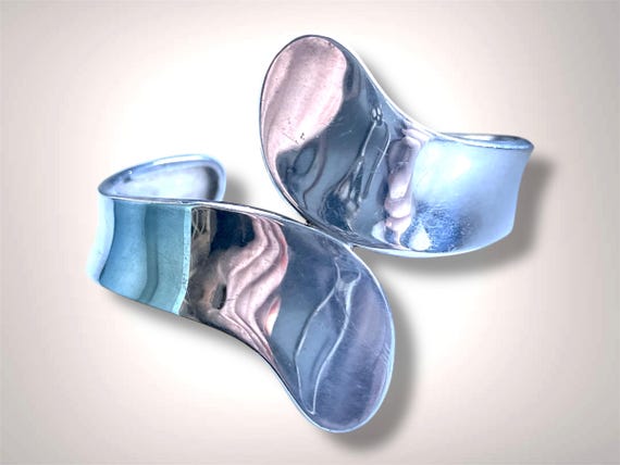 Vintage Solid Sterling Silver Bypass Cuff Bracelet - image 2