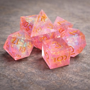Schimmerndes Pink Resin DND Würfelset, Polyedrische Würfel