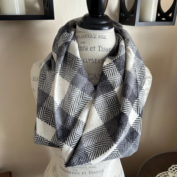 Flannel infinity scarf