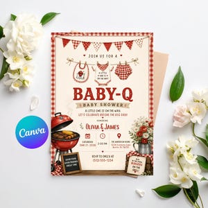 Puede incluir: Una tarjeta de invitación para baby shower Baby-Q con borde de cuadros rojos, banderines rojos e ilustraciones de ropa de bebé, una parrilla de carbón roja y un ramo de flores. El texto incluye los detalles del evento para Olivia y James.