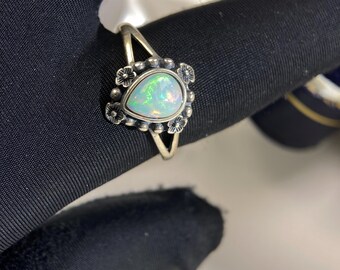 Vintage floral bezel pear opal