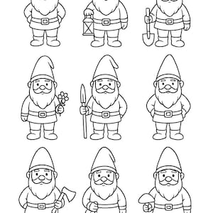 Puede incluir: Nueve ilustraciones en blanco y negro de gnomos de jard&iacute;n. Cada gnomo tiene un gorro puntiagudo, una larga barba y un cintur&oacute;n. Algunos gnomos sostienen una linterna, una pala, una flor, una lanza, un hacha, una bolsa y una seta.