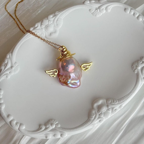 Necklaces of Guardian of the Spirit Guardian Angel Wings Cross