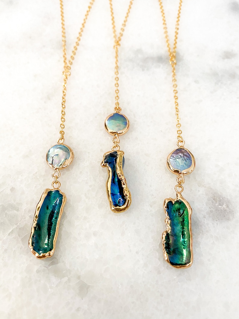 Delicate Lariat Iridescent Pearl Drop Necklace