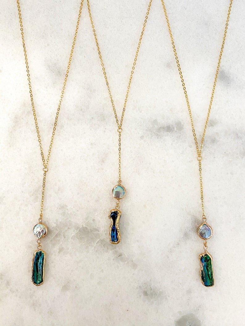 Delicate Lariat Iridescent Pearl Drop Necklace