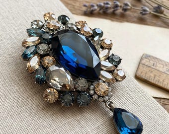 Vintage Crystal Brooch, Set with Large Rhinestones, Baroque Teardrop Wedding Accessory, Elegant Lady's Gift, Sparkling Lapel Pin
