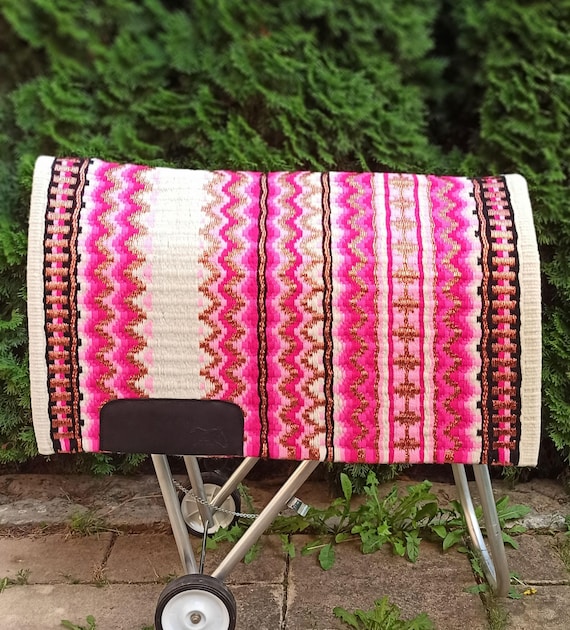 Pink Woolen Saddle Blanket Saddle Pad Ranch Pad Yucca Pad Show Pad Horse Riding Pad Wool Pad Newzealand Wool Pad Countoured Pad Saddlery