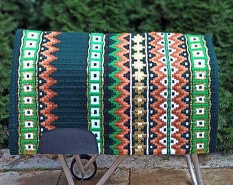 Green Best Woolen Saddle Blanket Saddle Pad Ranch Pad Yucca Pad Show Pad Horse Riding Pad Wool Pad Newzealand Wool Pad Countoured Pad 34X42