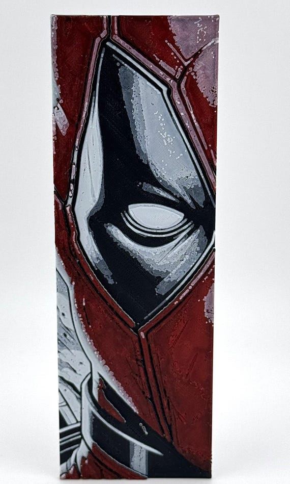 Deadpool (Close-Up) - 3D Printed Hueforge Bookmark – Marvel Inspired Design (150mmx50mm)