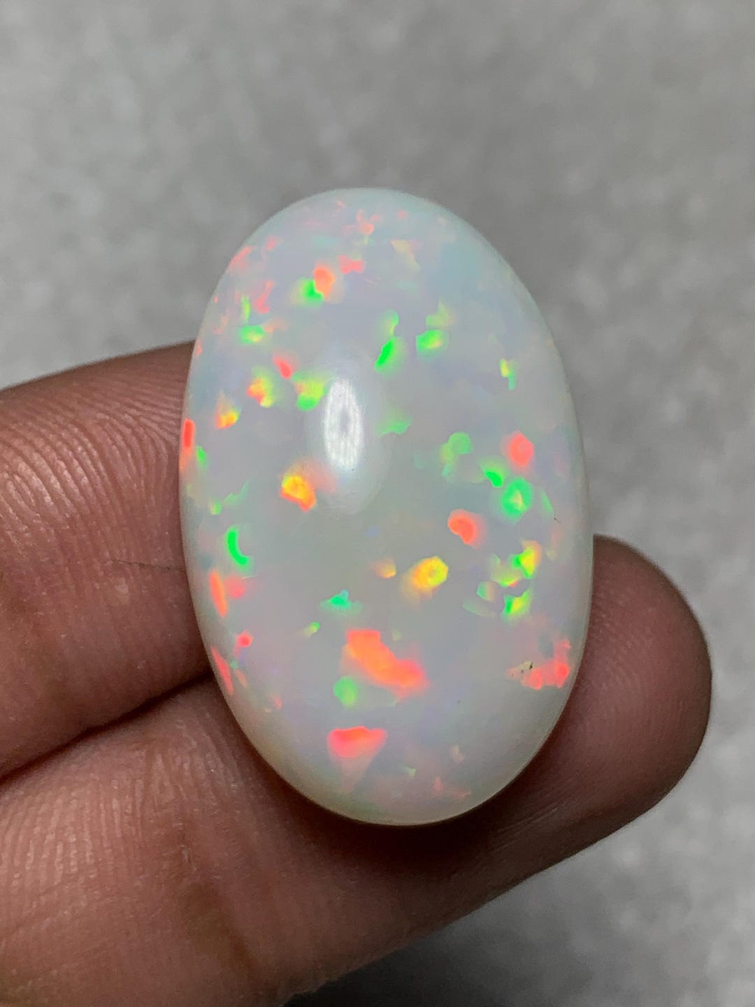 Large Size Ethiopian White Opal 32 Carat – Oval Cabochon Pinfire ...