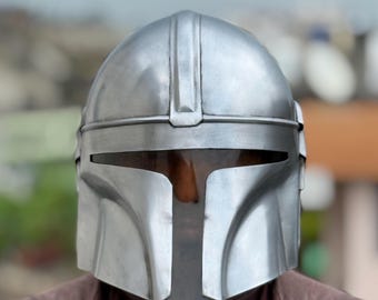 Legendary Mandalorian Beskar Armor Set – Star Wars Cosplay Helmet & High-Quality Replica Props