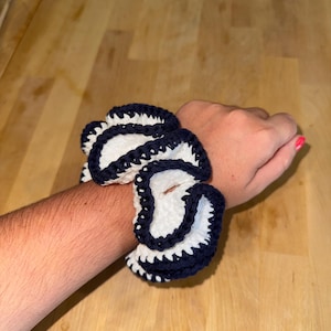 Nilta XL cotton scrunchie – Handmade hair scrunchie – Handcrafted accessory – Original gift