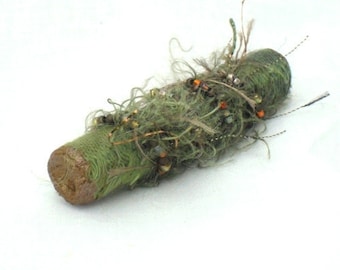 Beaded Jewelry, Mixed Media Brooch Moss Green