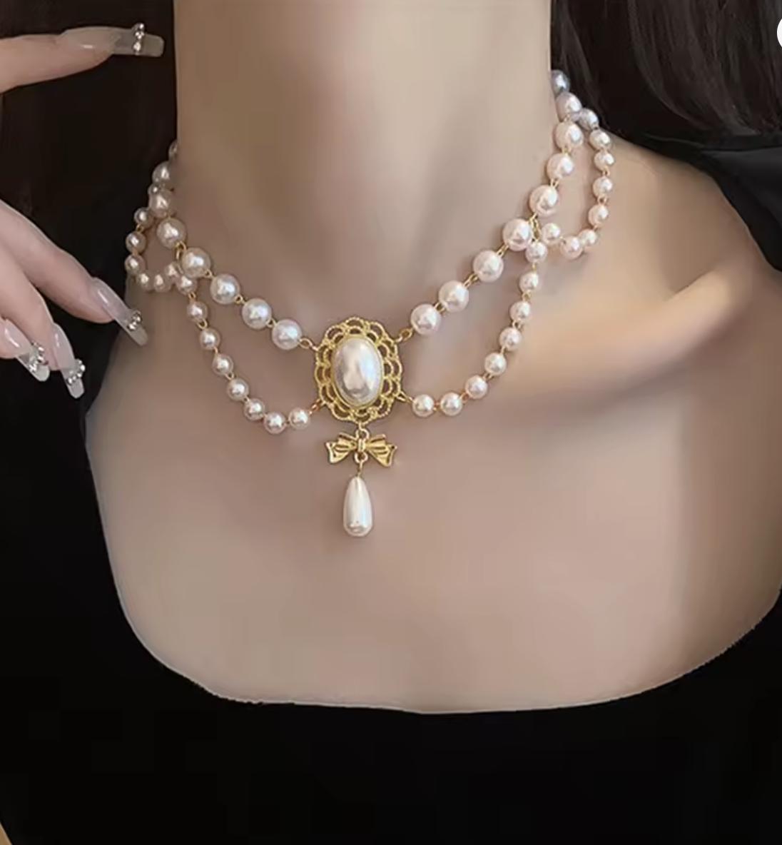 Collier Soleil Cristal Vert Pendentifs Chaînes Luxe – Hanan Channel