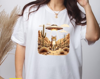 Retro UFO Cat Shirt : Funny Alien Abduction Desert Tee