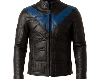 Jaqueta artesanal para cosplay do Asa Noturna, estilo Café Racer em couro de carneiro, inspirada em Arkham Knight.