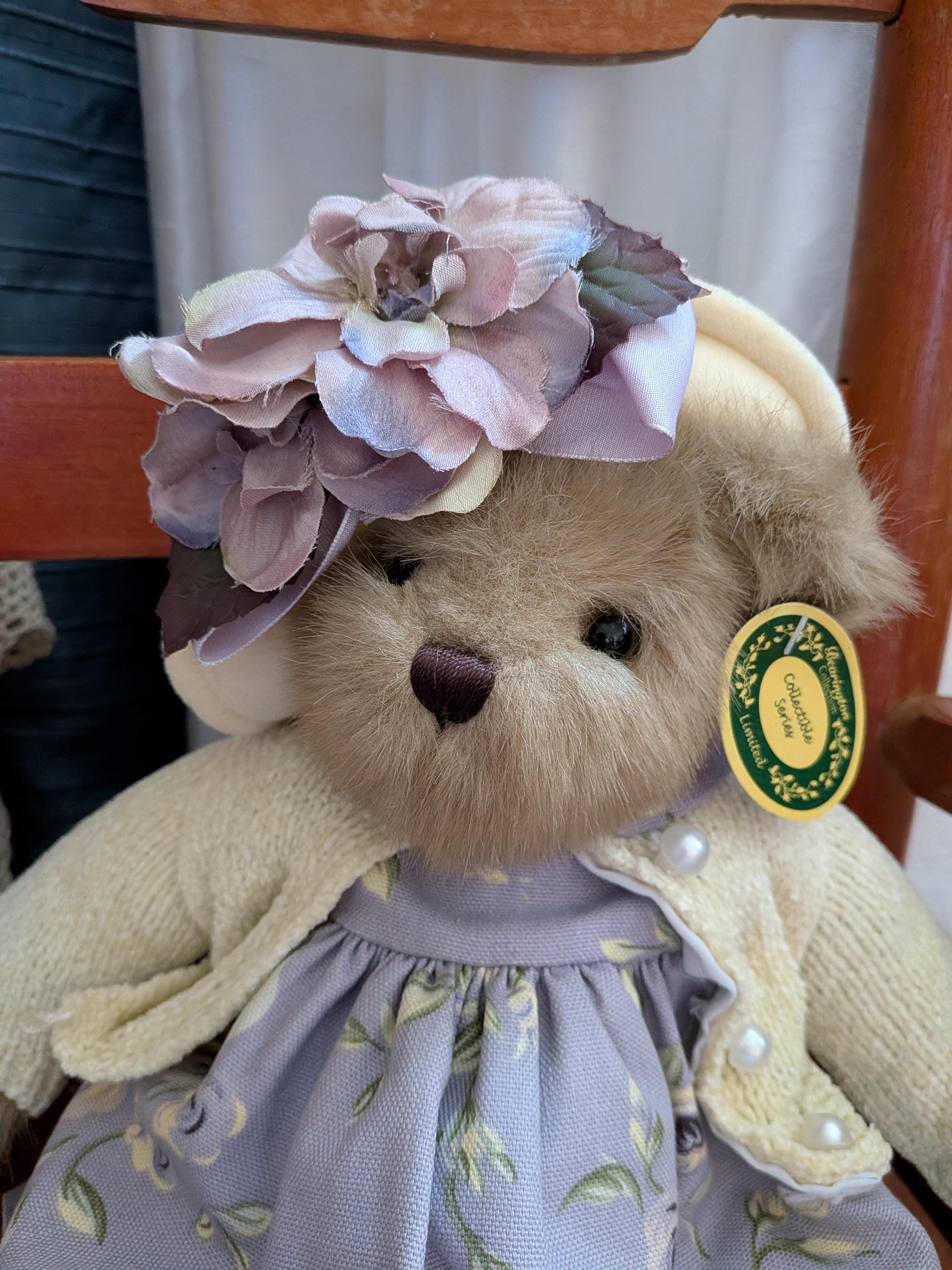 ぬいぐるみ vintage teddy bear in floral dress Vintage Bearington Bear, Floral Purple Dress, Vintage Collectible