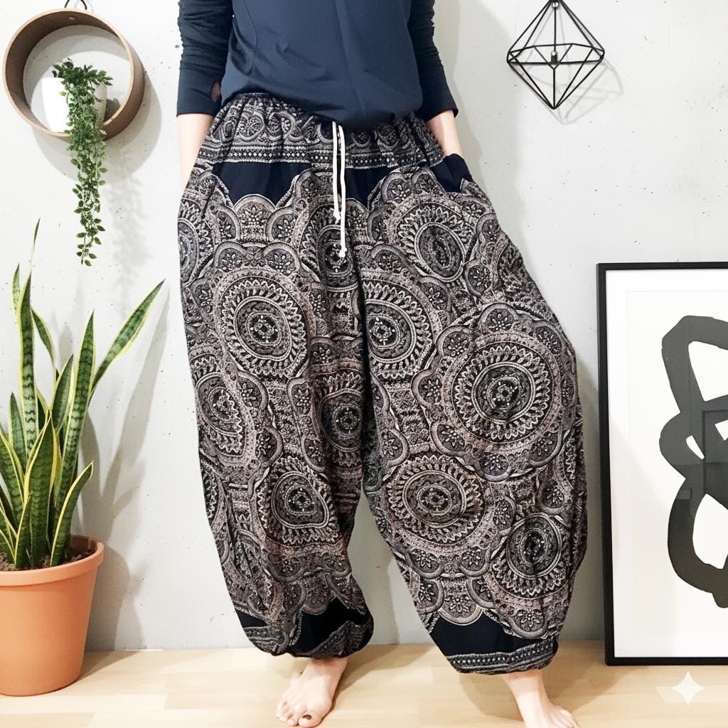 Pantalon Aladdin / Harem Femme S/M, Coton Rouge à Motifs, Taille Large, Fabrication Artisanale Inde