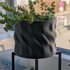 Moderne geweven geribbelde plantenbak | Unieke 3D-geprinte cilindrische plantenpot | Minimalistisch interieur met matte afwerking | 10 cm