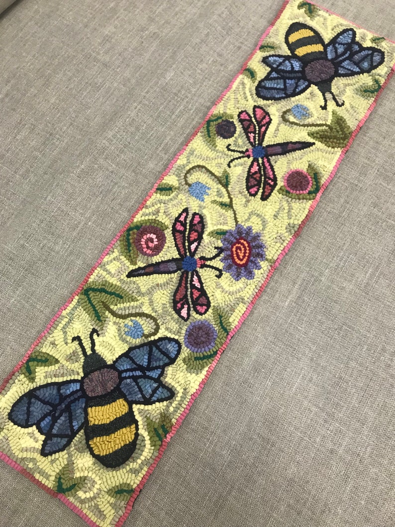 Rug Hooking Kit DIY 100 Wool Rug Hook Kit Bee Table Etsy