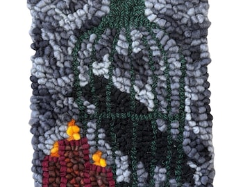 Raven Rug Hooking Kit: Primitive Fiber Art, 8x13 Inch