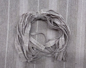Light Lavender Wool Strips: Textured Rug Hooking & Quilting