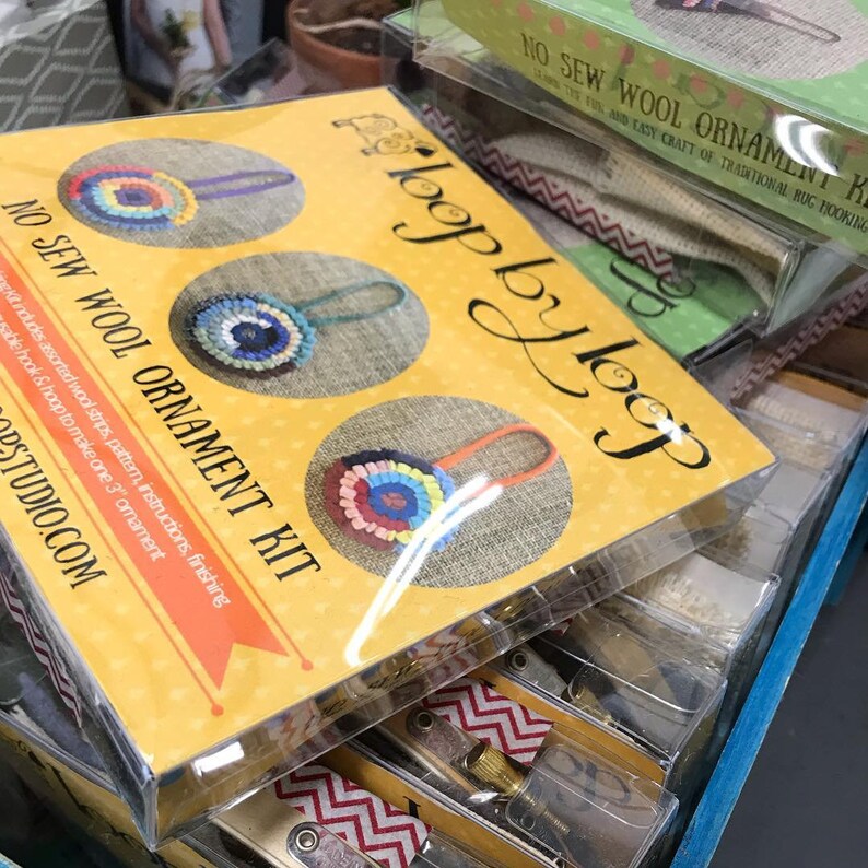 Rug Hooking Kit 100 Wool Rug Hooking No Sew Ornament Kit Etsy