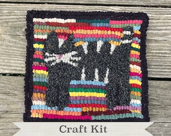Wool Rug Hooking Kit: Hit and Miss Cat, Beginner DIY Project (8x8")