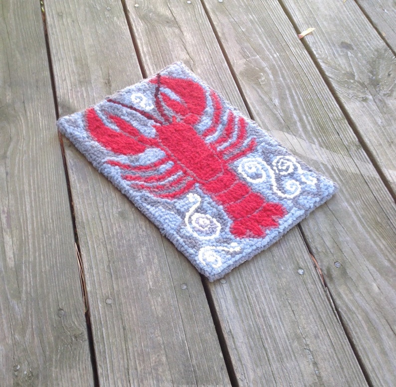 Rug Hooking Kit Red Red Lobster Complete 10 by 14 inch Primitive 100 % Wool Fiber Art Kit on Choice of Foundation image 2