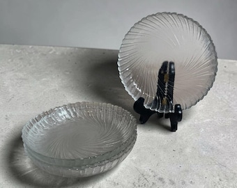 4 Arcoroc Seabreeze Swirled Clear Glass Salad Plates France 8"