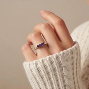 Bague barre baguette en améthyste, bijoux minimalistes en argent sterling