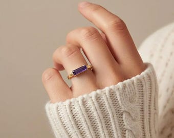 Amethyst Baguette Bar Ring, Sterling Silver Minimalist Jewelry