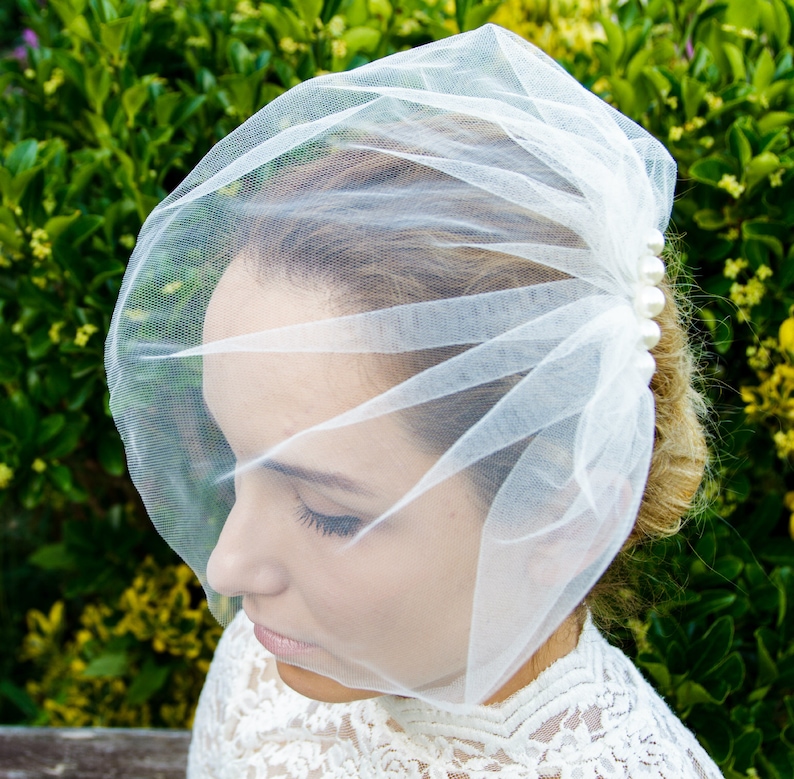 Vintage Style Petite Veil Mini Blusher Illusion Tulle Veil Ivory Tulle Birdcage Veil