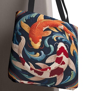 Bolsa de mano con diseño de pez koi, reutilizable, con ilustración de carpas coloridas, ideal como bolso de hombro inspirado en el océano.