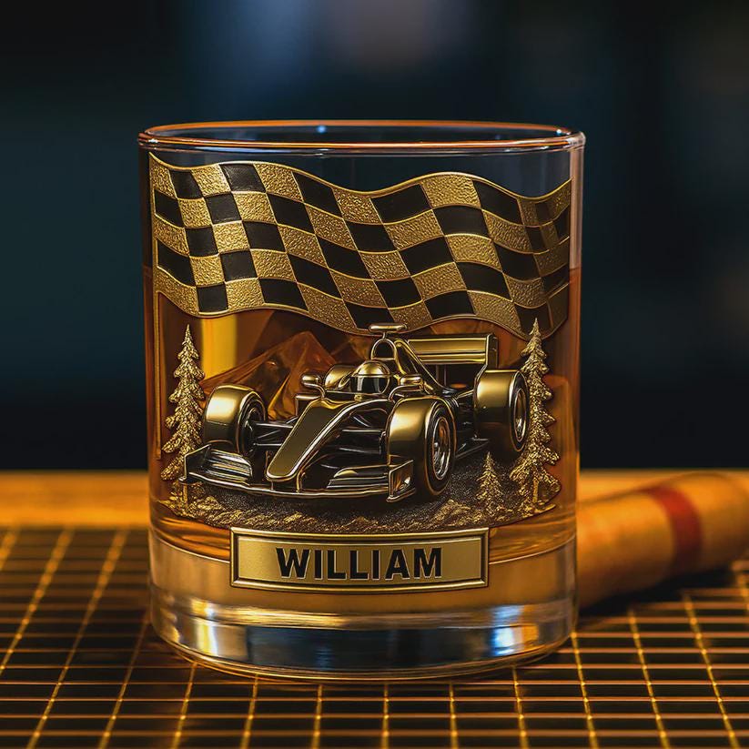 Racing Car Whiskey Glass – Checkered Flag Motorsport Design – Personalized Gift for Formula Racing Fans, Drivers & Collectors