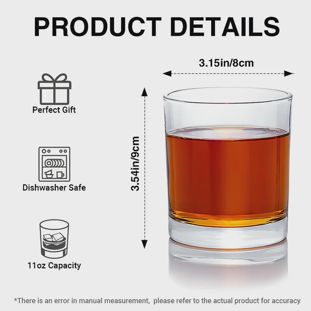 Racing Car Whiskey Glass – Checkered Flag Motorsport Design – Personalized Gift for Formula Racing Fans, Drivers & Collectors