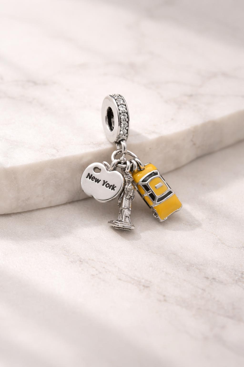 Taxi Pandora - Etsy