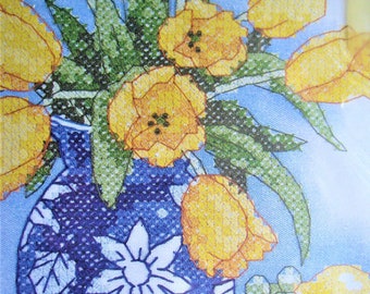 Sunlit Tulips, Sunset Jiffy stamped cross Stitch Kit, tulips cross stitch, stamped cross stitch kit, 5 x 7,  DIY craft