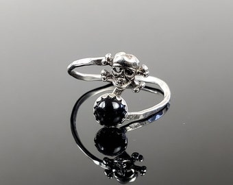 Sterling Silver Jolly Roger and Onyx Single Band Ring