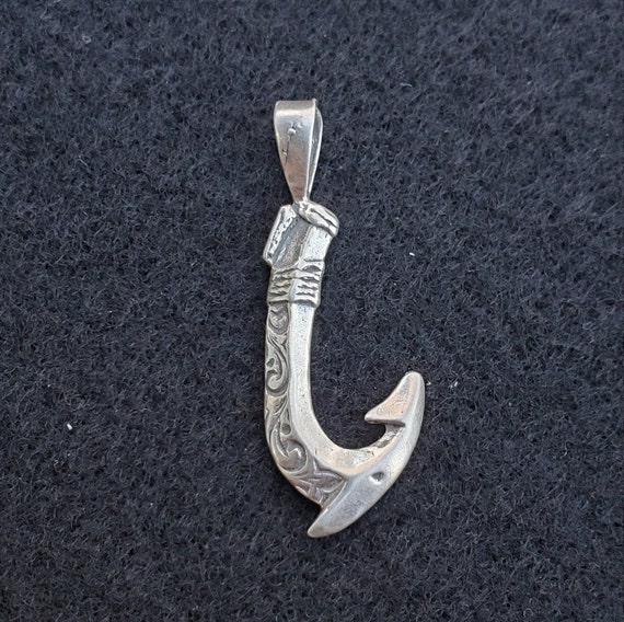 Sterling Silver Hawaiian Fish Hook Pendant