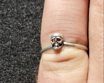 Sterling Silver Skull Ring