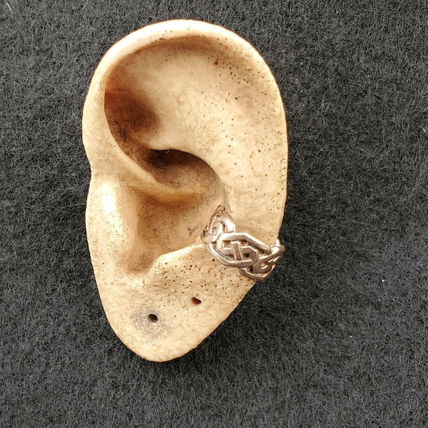 Bronze Celtic Knot Earcuff